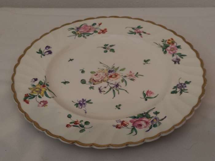 Reproduced Olde Bristol Porcelain by Clarice Cliff.