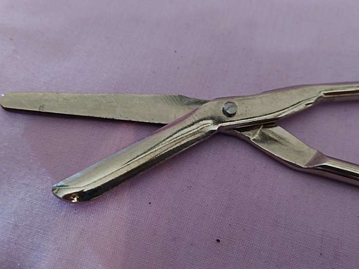Medical Stainless steel Scissors (c)