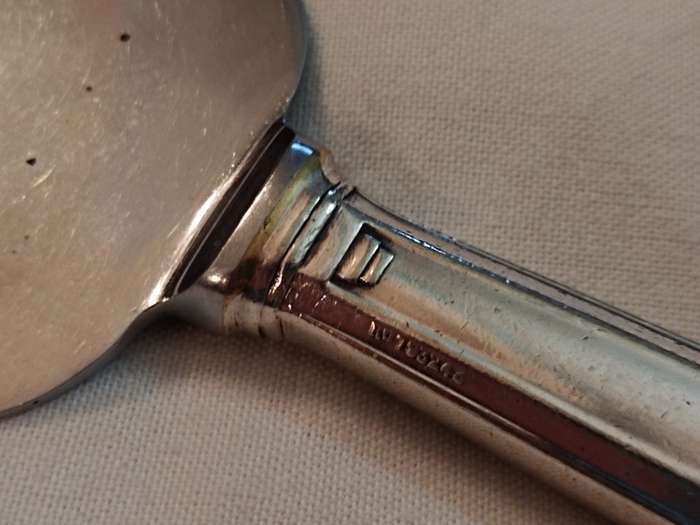 Art Deco Cooper Brothers, Rustless steel Sheffield Cake/pie lifter
