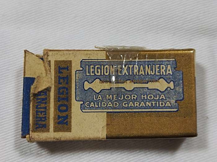 Legion Extranjera razor blades