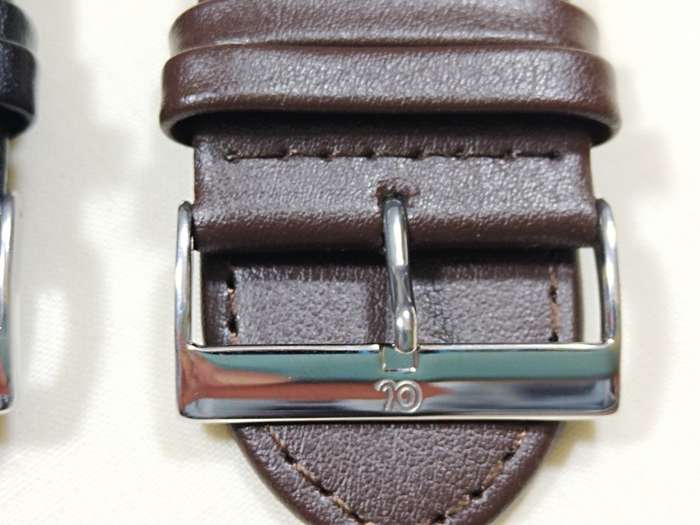 Alfa genuine leather straps.