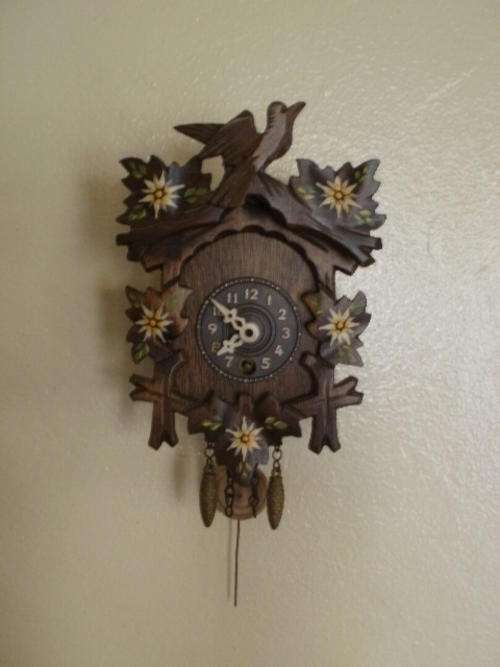 MINIATURE BLACK FOREST CLOCK