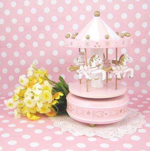 Merry go round Carousel Music box - beautifull pink and white - R1 no RESERVE!