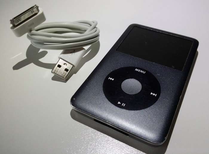 Apple iPod Classic 120GB | 7th Generation (Late 2008) | A1238 | Black | Overnight Courier Shipping