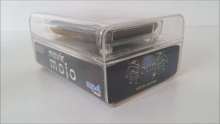 jnc movie mojo 2gb mp4 mp3 player new ipod nano 3rd generation excellent condition complete