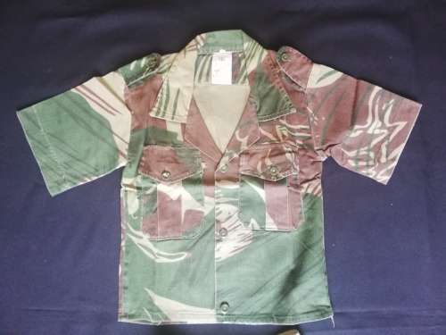 Rhodesian Army Kids camouflage uniform. No overseas postage.