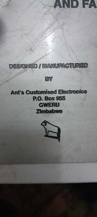 MICROPROCESSOR MAINS MONITOR