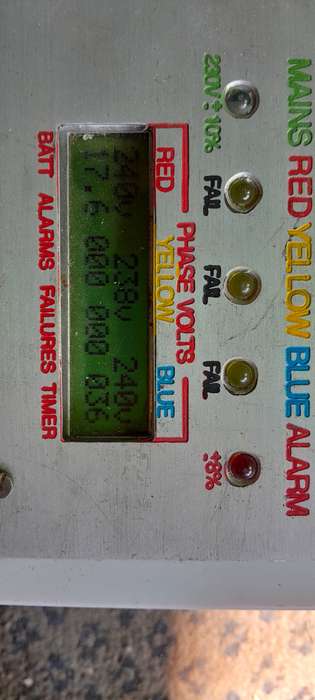 MICROPROCESSOR MAINS MONITOR