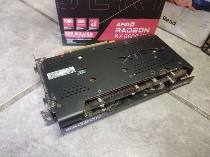 RX 6600 XT - XFX Speedster SWFT210