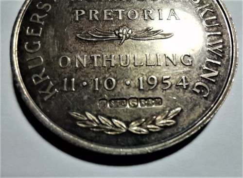 1954 SILWER KRUGER STANDBEELDVERSKUIWING MEDALJE. 16.74 GRAMS. STAMPED.