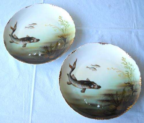 2 X DINNER PLATES-ROSENTHAL-VERSAILLES-FISH THEME-23 CM-GILDED-c1920s-LOVELY CONDITION