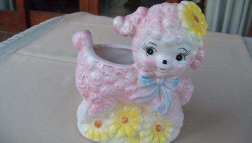 Lamb Flower arrangement vase as per scan