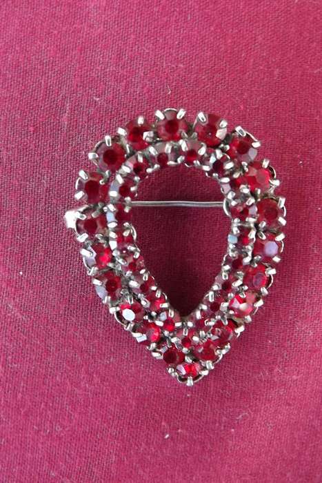 Vintage Brooch with Red Stones - all stones in place