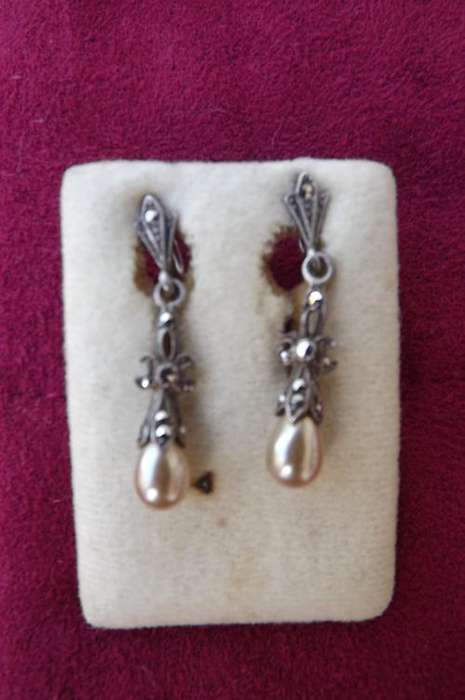 Antique Sterling Silver Screw on Earrings - given as a present on 26/10/1968 - see scans