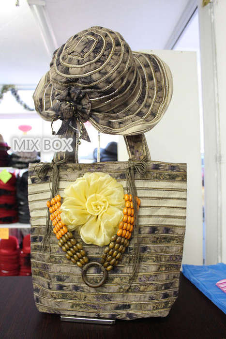 Beautiful 2pcs Handbag and hat  set