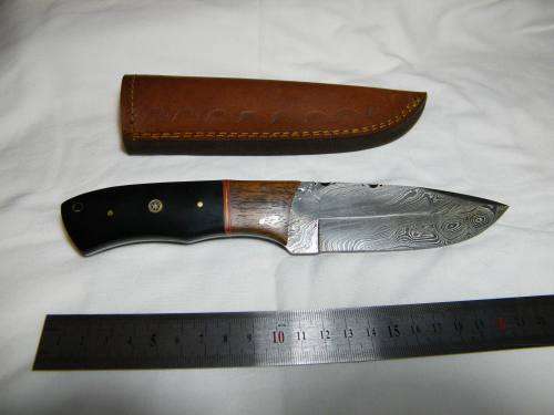 Handmade Damascus Steel Knife