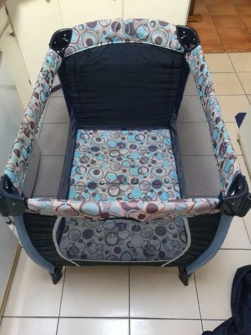 *#* Reduced!!! - Camper cot with all extras, a must for your little person *#*