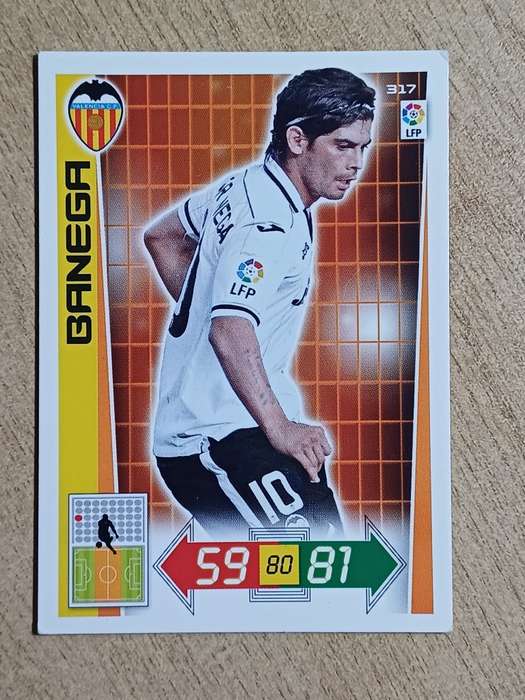 Panini Adrenalyn XL 2012-13 Soccer Card 317 BANEGA