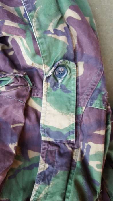 a used good condition UK moD temprate DPM Arctic smock in cotton and large size Falklands era used i