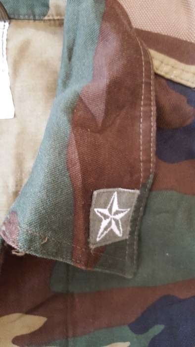 1990's (and earlier) Italian cold war era issue woodlands camo jacket/ top in size med very good mil