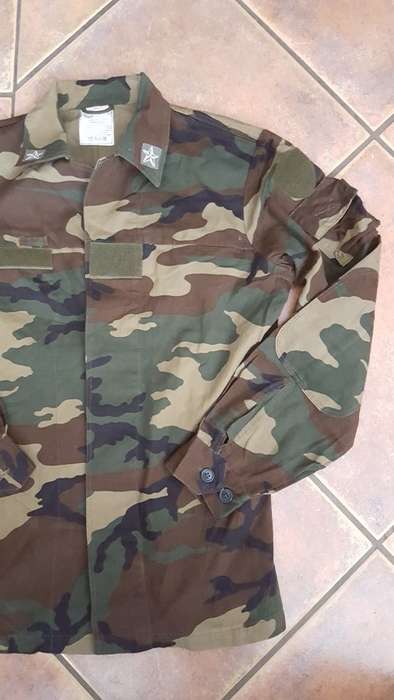1990's (and earlier) Italian cold war era issue woodlands camo jacket/ top in size med very good mil