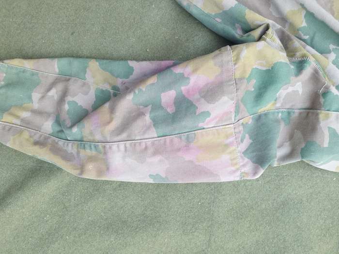 original & scarce 7 rarely seen original 1st type Hunter Group (commercial) camo jacket medium size