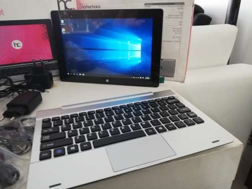 **FREE SHIPPING*Demo Proline Gemini Mini Laptop 3G, touch screen, windows 10, lots of extras***