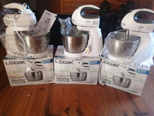 **LOT OF 3 X LOGIC 5 SPEED STAND MIXERS WITH ACCESSORIES**REPAIRS OR SPARES****