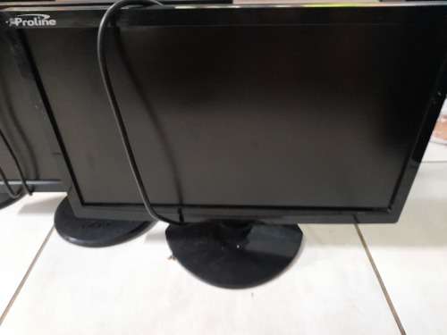 **LOT OF 4 X 19 INCH LCD SCREENS WITH POWER CORDS AND VGA, ALL WORKING**1 BID FOR 4***
