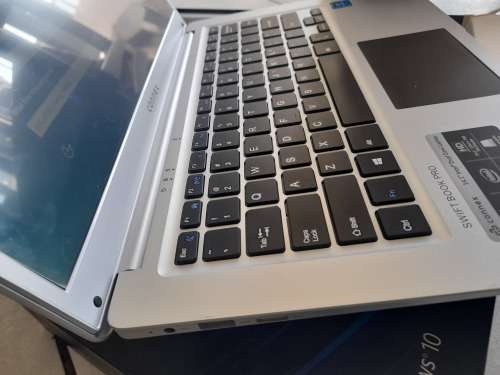 *LIKE NEW CONNEX SWIFTBOOK PRO LAPTOP, 4GB RAM , 64GB SSD, IN BOX*R4000 IN STORE**