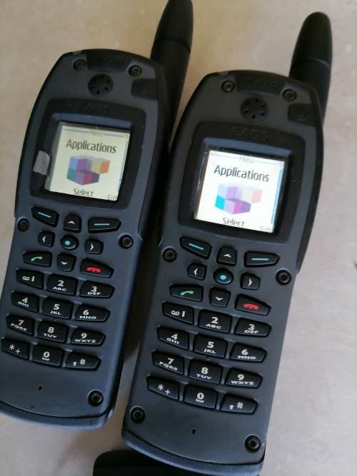 *COMAIR LIQUIDATION*SET OF 2X LIKE NEW 3G EADS 880I AIRCRAFT DEFENCE AND COMMUNICATION RADIOS*