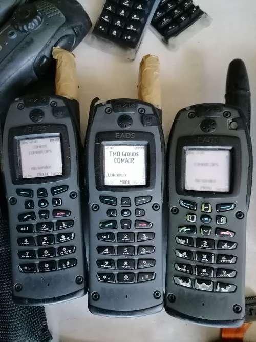 *COMAIR LIQUIDATION*BULK LOT OF EADS THR880I AIRCRAFT DEFENSE COMMUNICATION RADIOS AND PARTS**