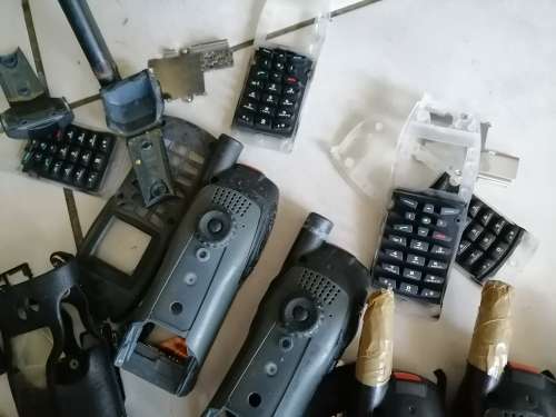 *COMAIR LIQUIDATION*BULK LOT OF EADS THR880I AIRCRAFT DEFENSE COMMUNICATION RADIOS AND PARTS**