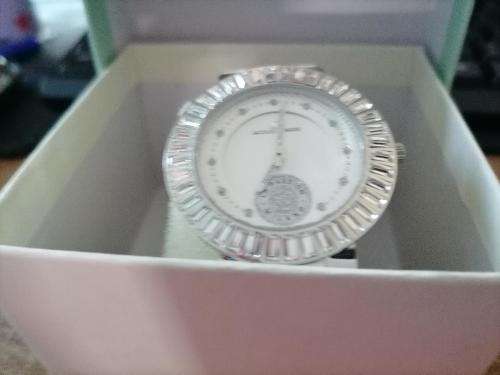 **MONTH END MADNESS**BRAND NEW WOMANS JACQUES LEMANS 1683 IN BOX*R3500 IN STORE**