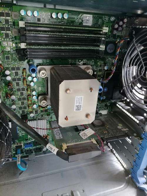 *CYBER WEEK DEAL*DELL POWEREDGE T310 E90S SERVER*4xHDD(TOTAL 2TB) 6GB RAM INTEL XENON**