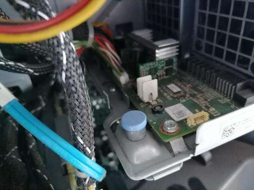 *CYBER WEEK DEAL*DELL POWEREDGE T310 E90S SERVER*4xHDD(TOTAL 2TB) 6GB RAM INTEL XENON**