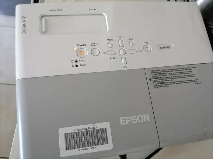 **GRAB THIS DEAL**EPSON EMP 83 LCD PROJECTOR*TOP QUALITY, WORKING 100%**