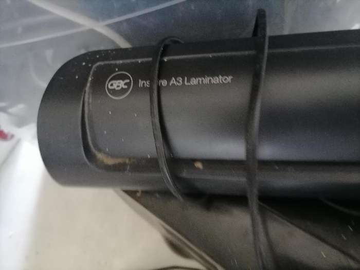 *GRAB THIS DEAL*R30 FREIGHT*LOT OF LIQUIDATION ITEMS*2 X UPS,HEADSETS,LAMINATOR**UNTESTED*