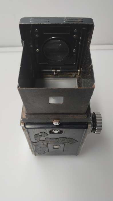 Mamiyaflex C Twin Lens Reflex Camera