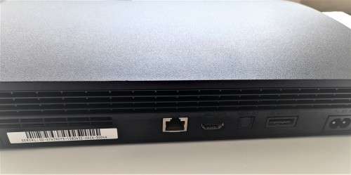 PS3 CONSOLE BLACK  150GB + WIRELESS CONTROLLER  & CABLES   (  DEAL 027 )