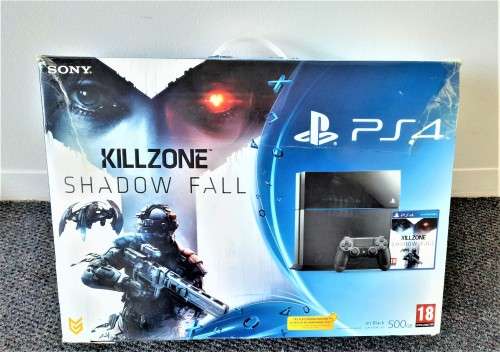 PS4 CONSOLE + WIRELESS CONTROLLER + 3 GAMES  + ALL CABLES  !!!! - DEAL248