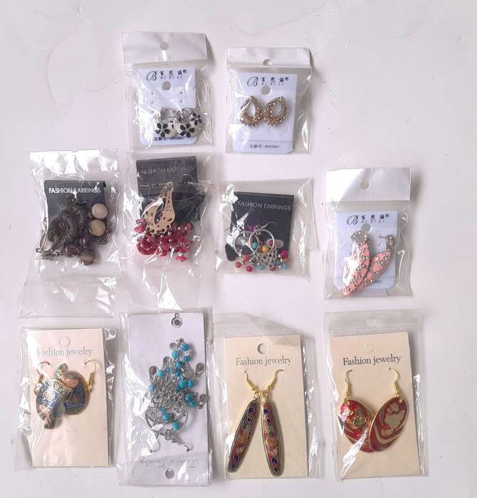 Costume Jewellery : 10 PIECE SET WOMEN EARRINGS -   DEAL 07