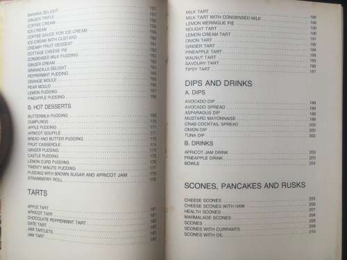 SOUTH AFRICAN QUICK AND EASY DISHES, ERINA BEZUIDENHOUT, R45.