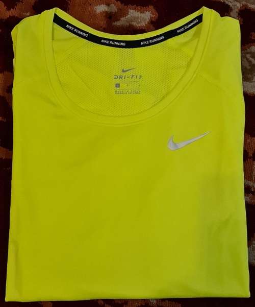 Women`s Nike Dry Miler Top SS GX Lime 905596-702 - Size Small
