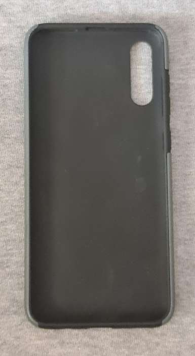 Samsung Galaxy A70 128GB Single SIM - White (Mint Condition)
