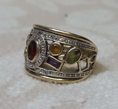 STUNNING LADIES 9CT GOLD RING WITH DIFFERENT COLOR STONES BEAUTIFUL PIECE SIZE P