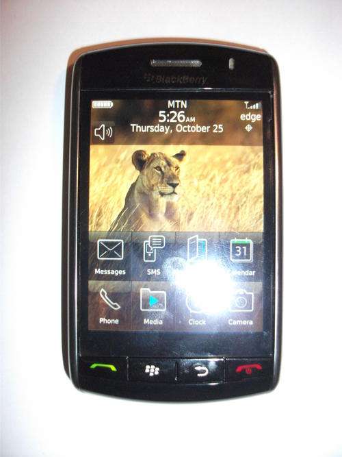 BlackBerry STORM 9530 - Great Condition