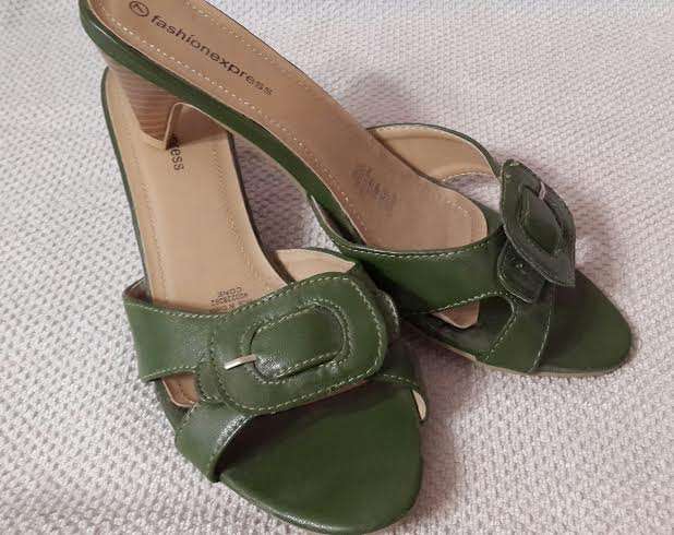 Brand new ladies heels - Size 7