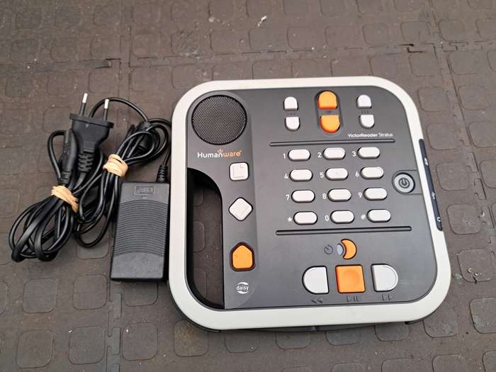 HUMANWARE Victor Reader Stratus12 M