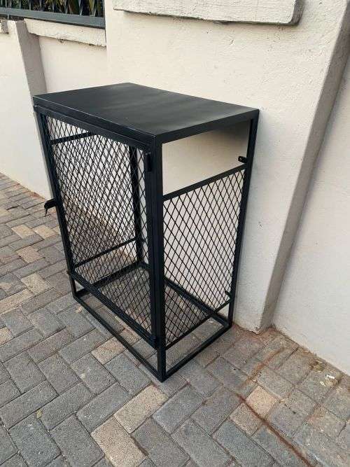 CageWorx - Double 19kg Gas Cage ***On Special***